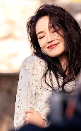 《我的好媳妇儿》dj版歌词的双人练唱听歌场景